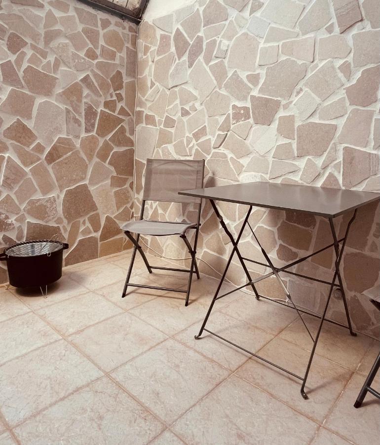 Lovely 2 Bedroom Rental Unit,Patio And Close Beach San Pietro in Bevagna Extérieur photo